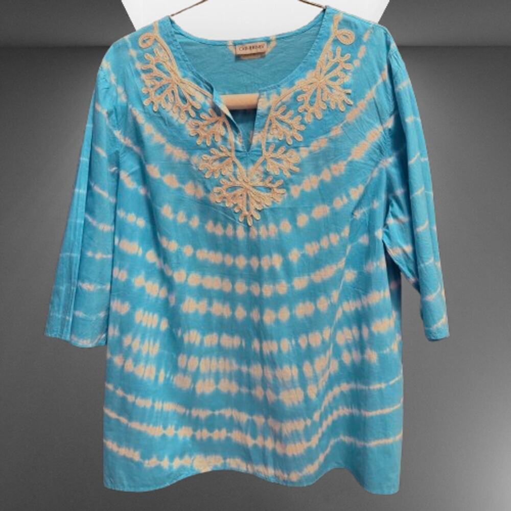 🎉HP!🎉Catherine's Sky Blue & White Tie Dye Embroidered Top (Size 2X)